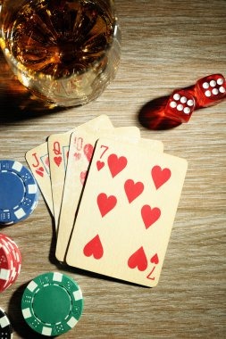 Blackjack hands resolve in real time with live dealer bocilslot Evolution Gaming live blackjack table interface